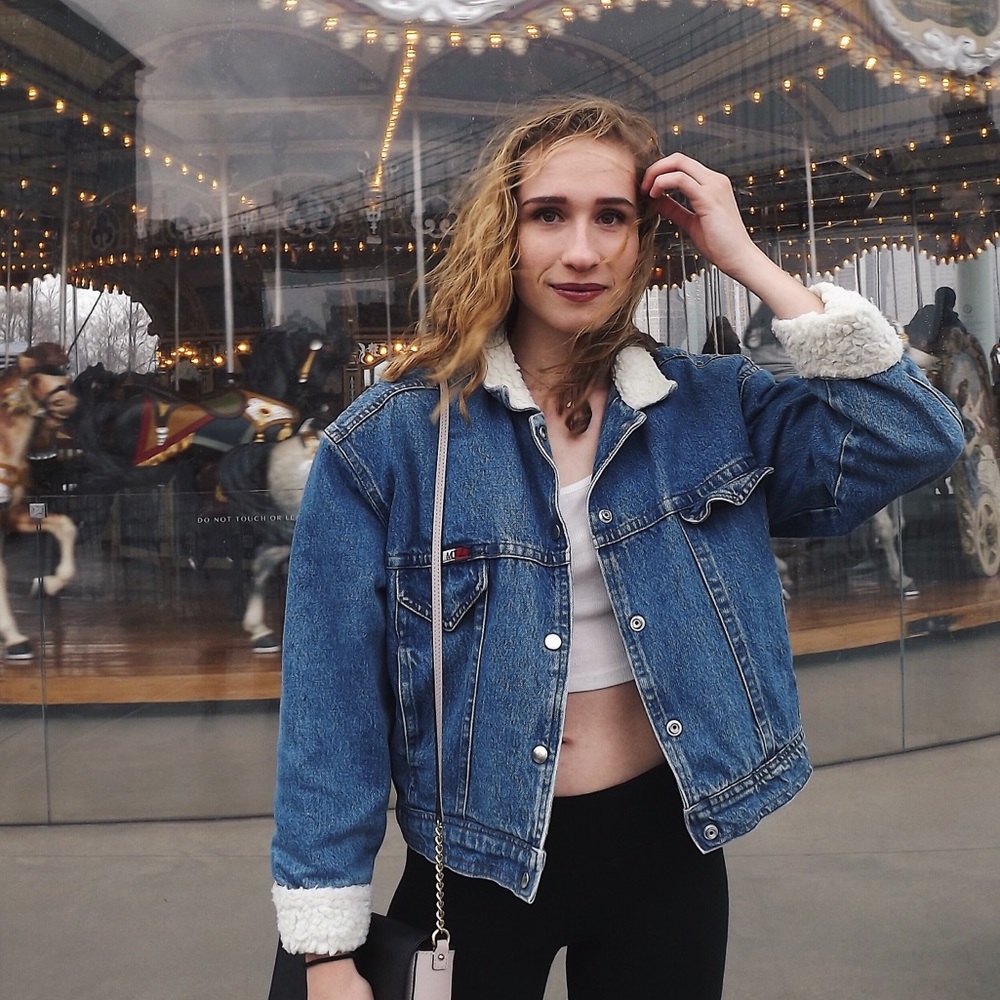 Meet your Posher, Lydia